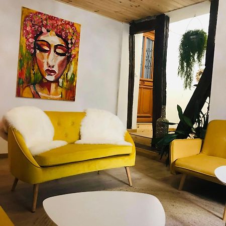 Hote Labyrinthe Sur La Place Chambres D, Hotes , Calme ,Netflix Мирпоа Екстериор снимка