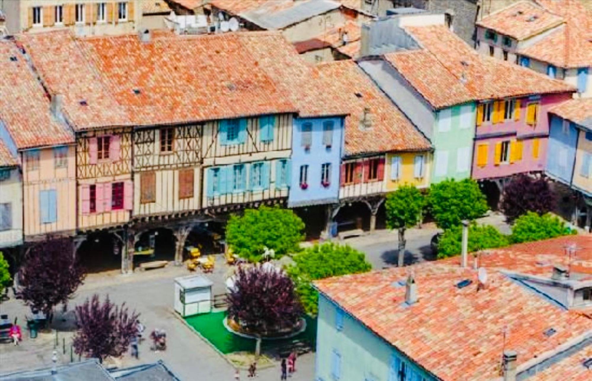 Hote Labyrinthe Sur La Place Chambres D, Hotes , Calme ,Netflix Мирпоа Екстериор снимка