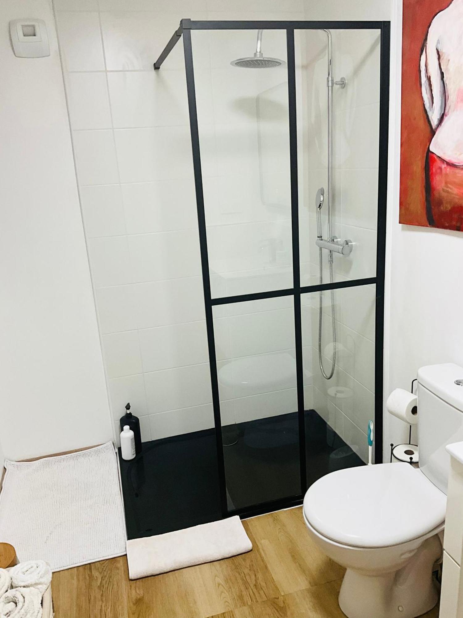 Hote Labyrinthe Sur La Place Chambres D, Hotes , Calme ,Netflix Мирпоа Екстериор снимка